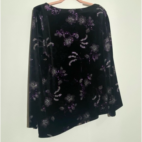 Tradition Plus asymmetrical black purple long sleeves fairy velvet floral top - Picture 6 of 12